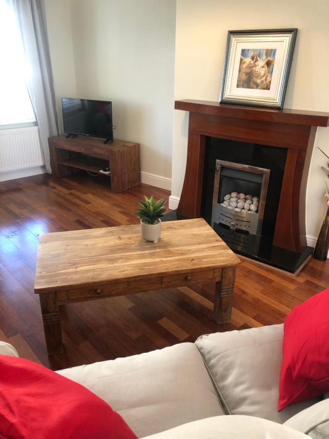 Villa Self Catering Oranmore Extérieur photo